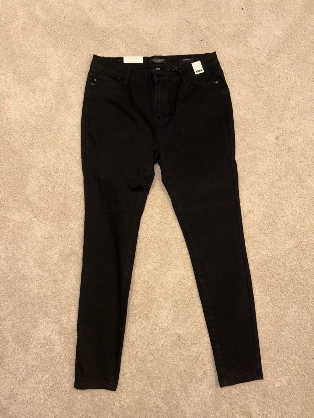 Judy Blue Black Skinny Jeans - Mid Rise Stretch